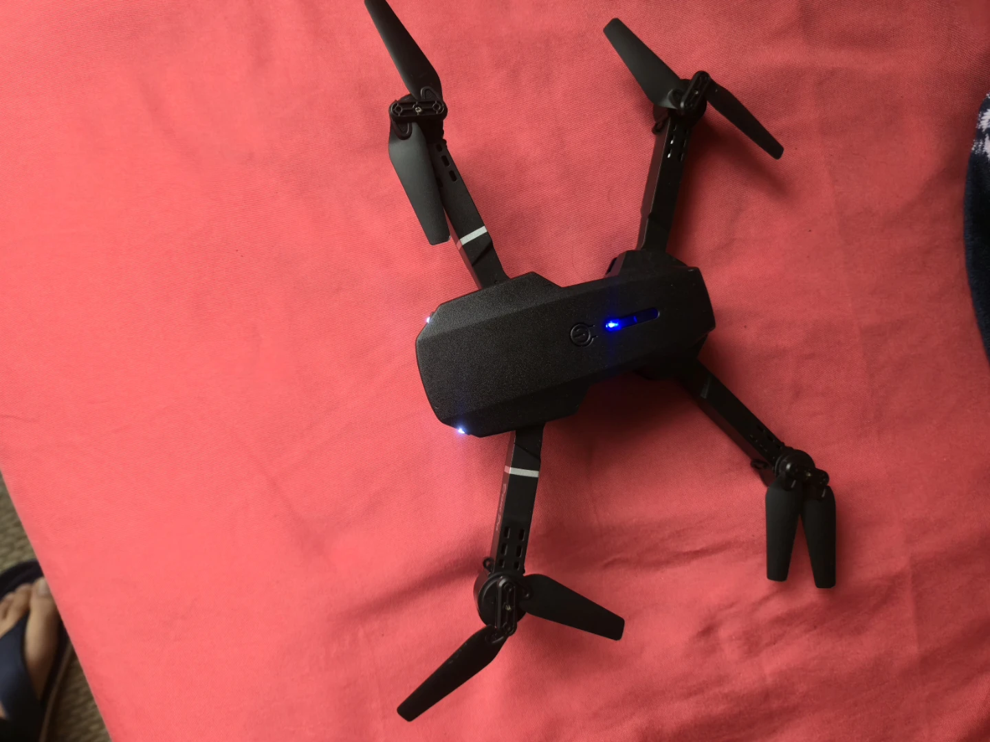 Black Fold Drone (E88 fold drone) with Remote and Case - photo 4