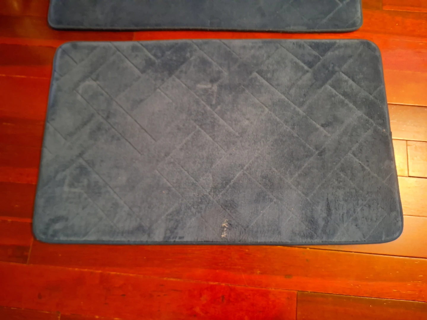 Set of 2 Blue Plush Bath Mats - photo 2