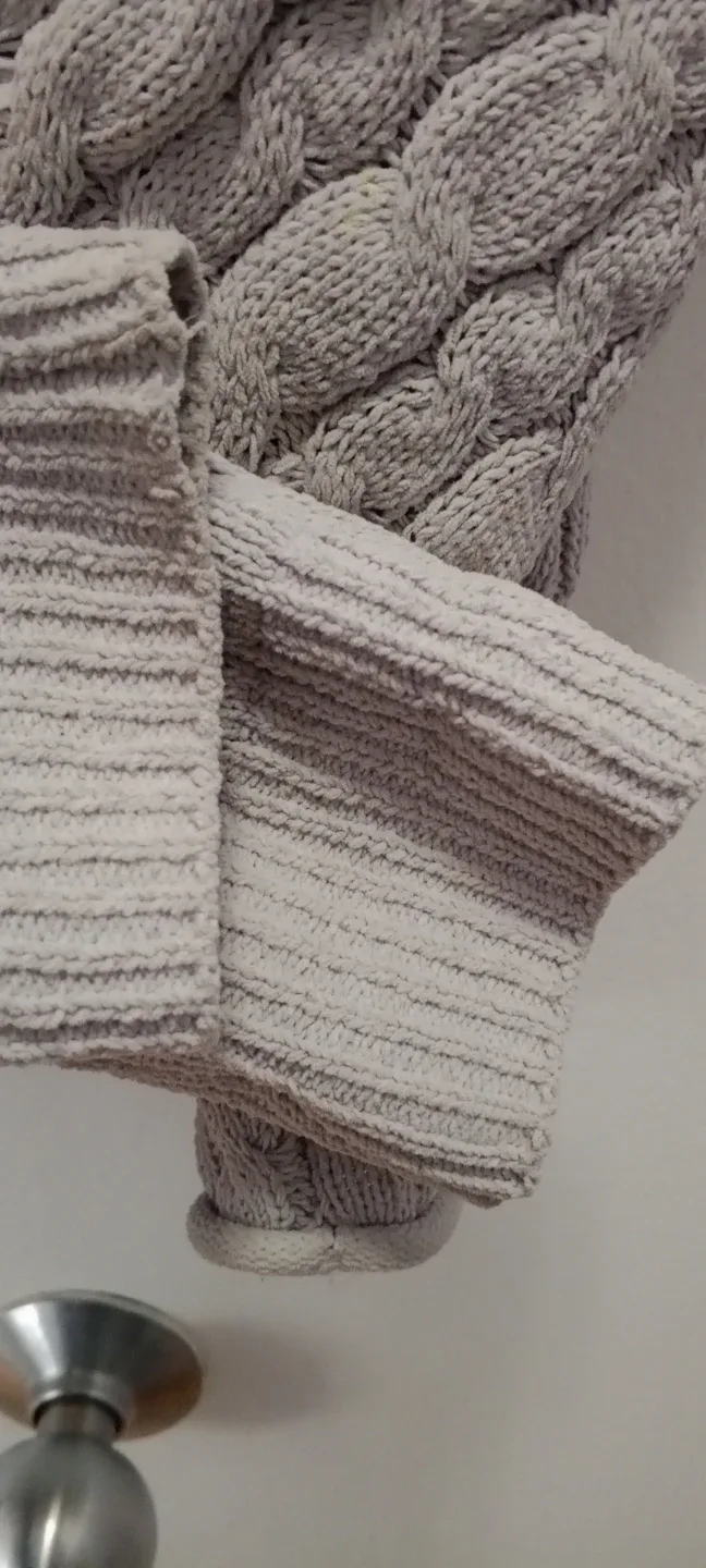 Zara Cable Knit Sweater Size 9-10 - photo 3