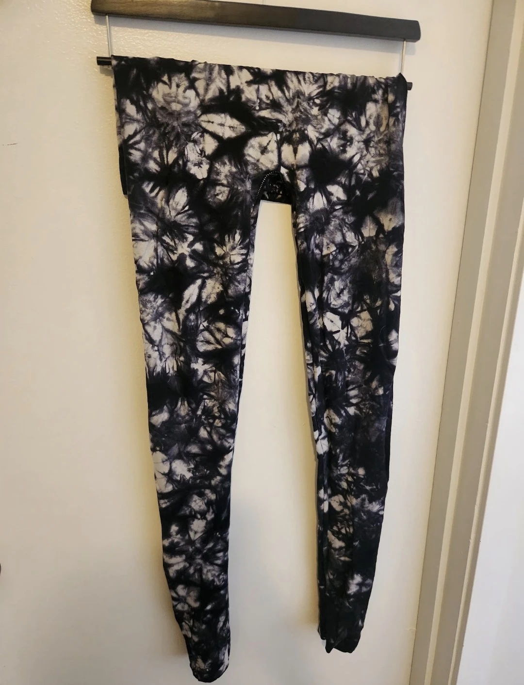 Tie-dye leggings