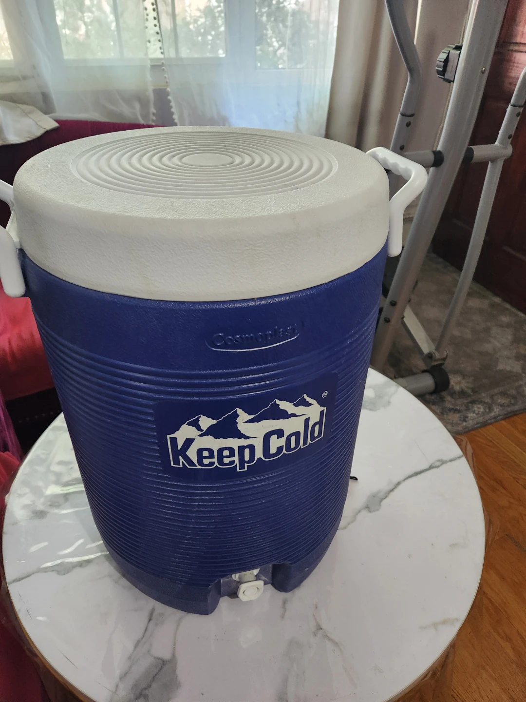 Keep Cold Water Cooler Jug