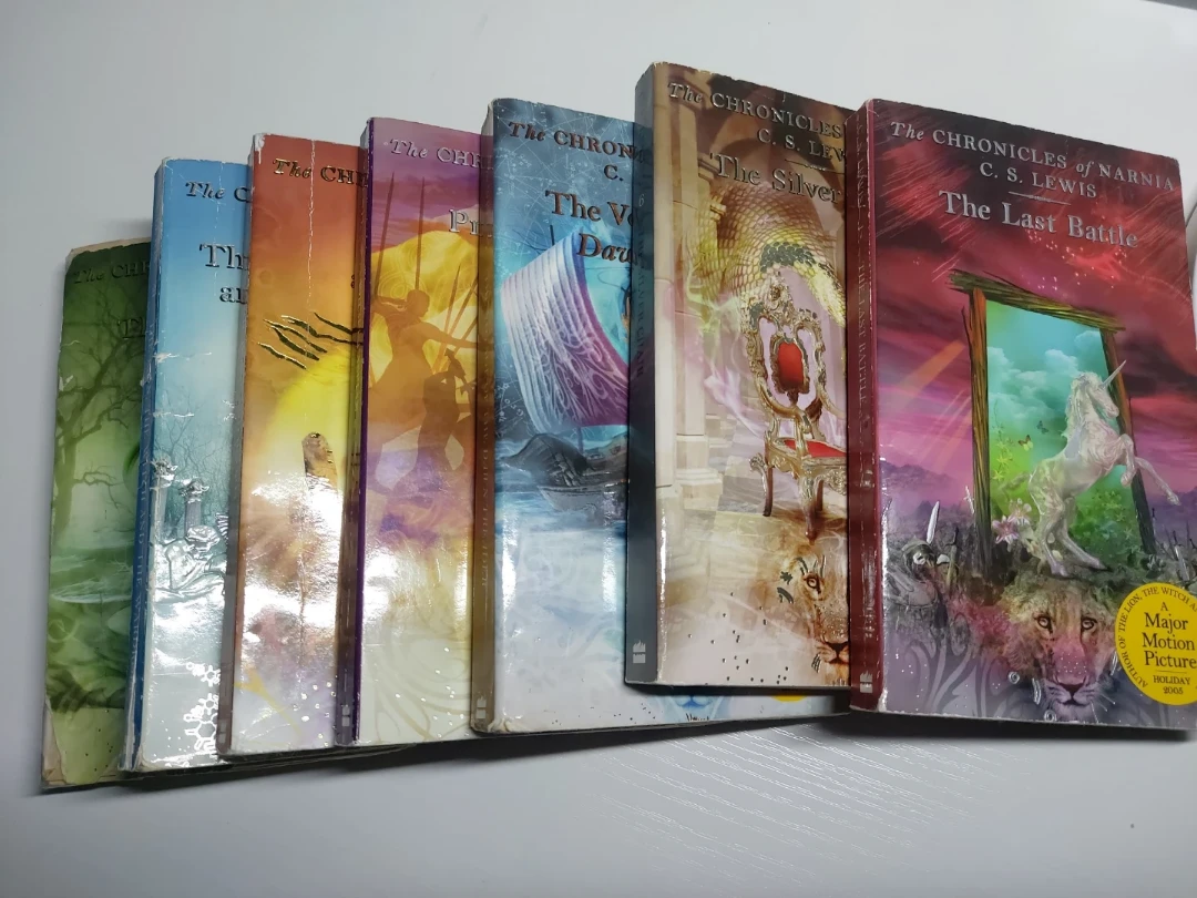 The Chronicles of Narnia by C.S. Lewis Set