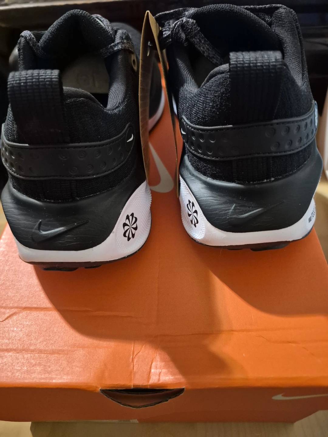 BNIB)Nike Size 7.5 ReactX Infinity Run 4 Wmns Running Shoes - photo 3