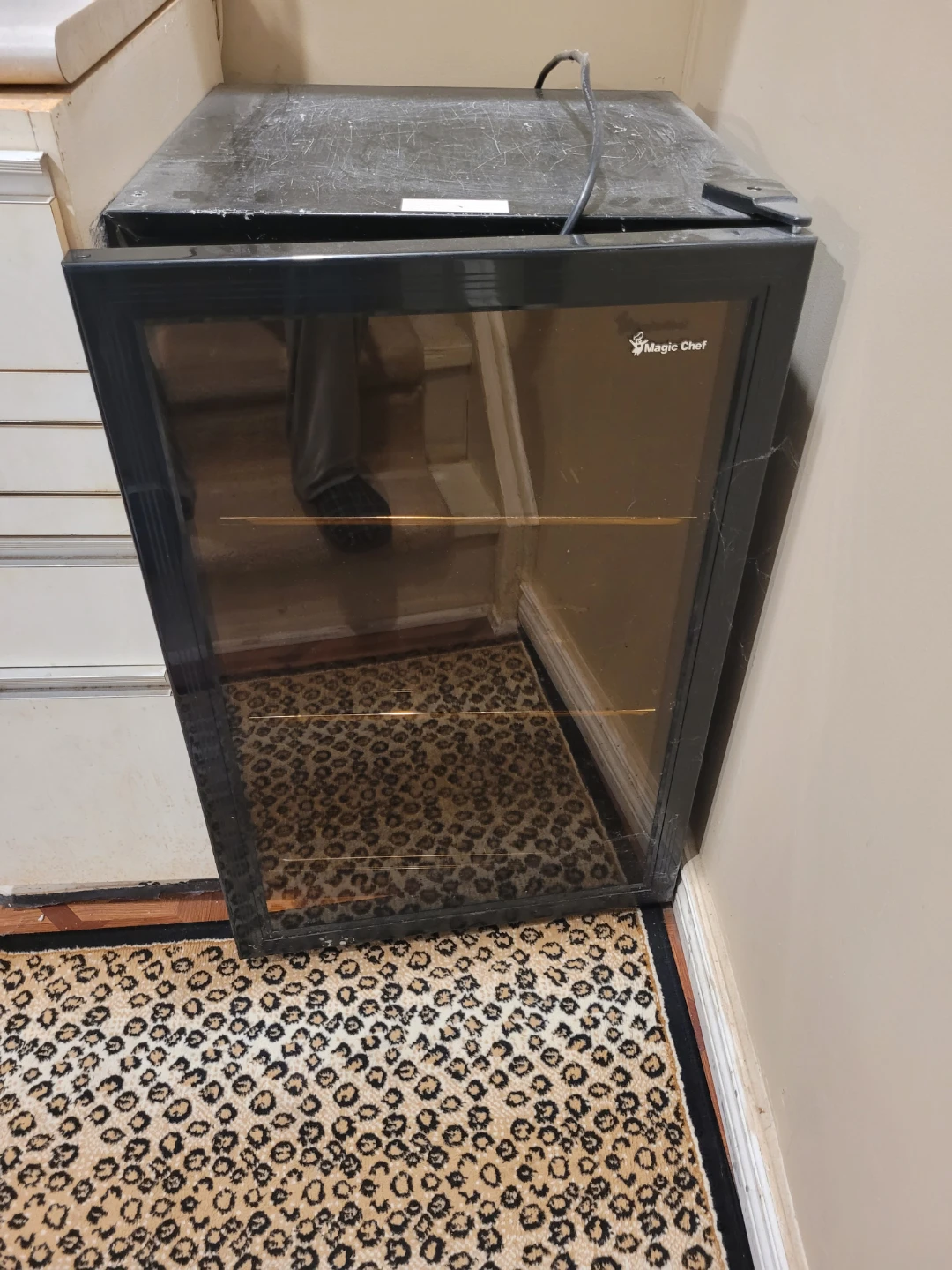 Magic Chef Beverage Refrigerator
