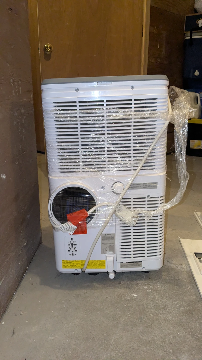 Frigidaire Portable Air Conditioner - photo 3