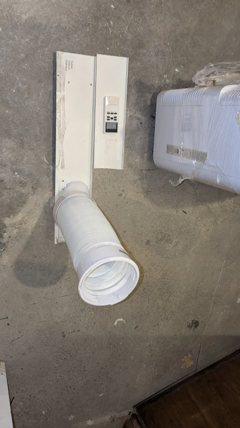 Frigidaire Portable Air Conditioner - photo 4