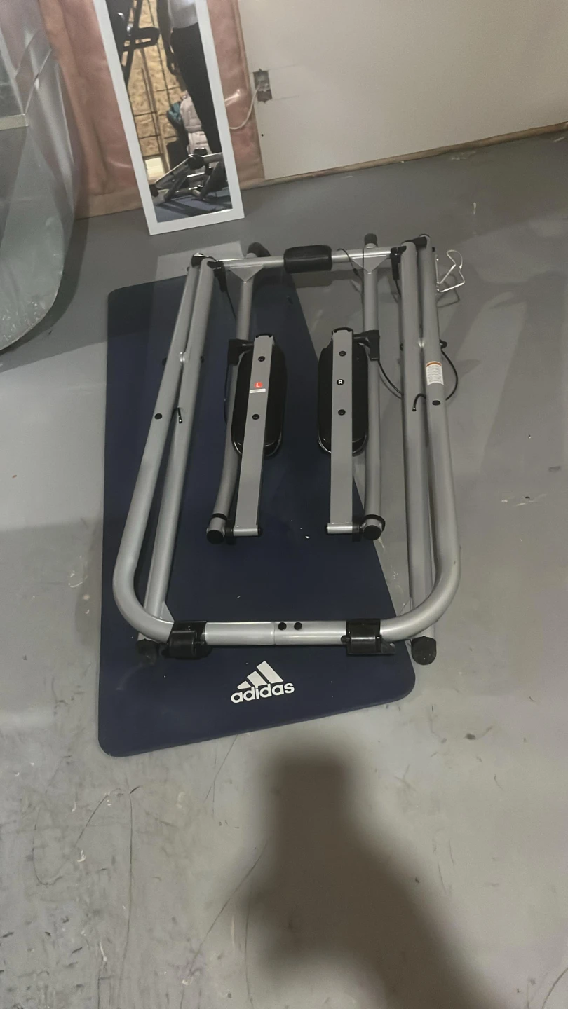 Fitness and  table - photo 2