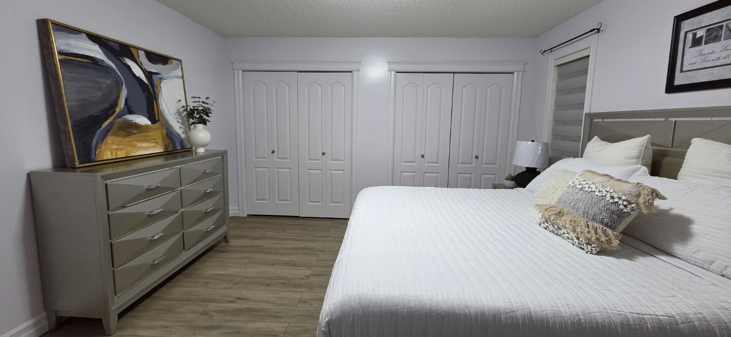 King size bed frame and mattress - photo 2