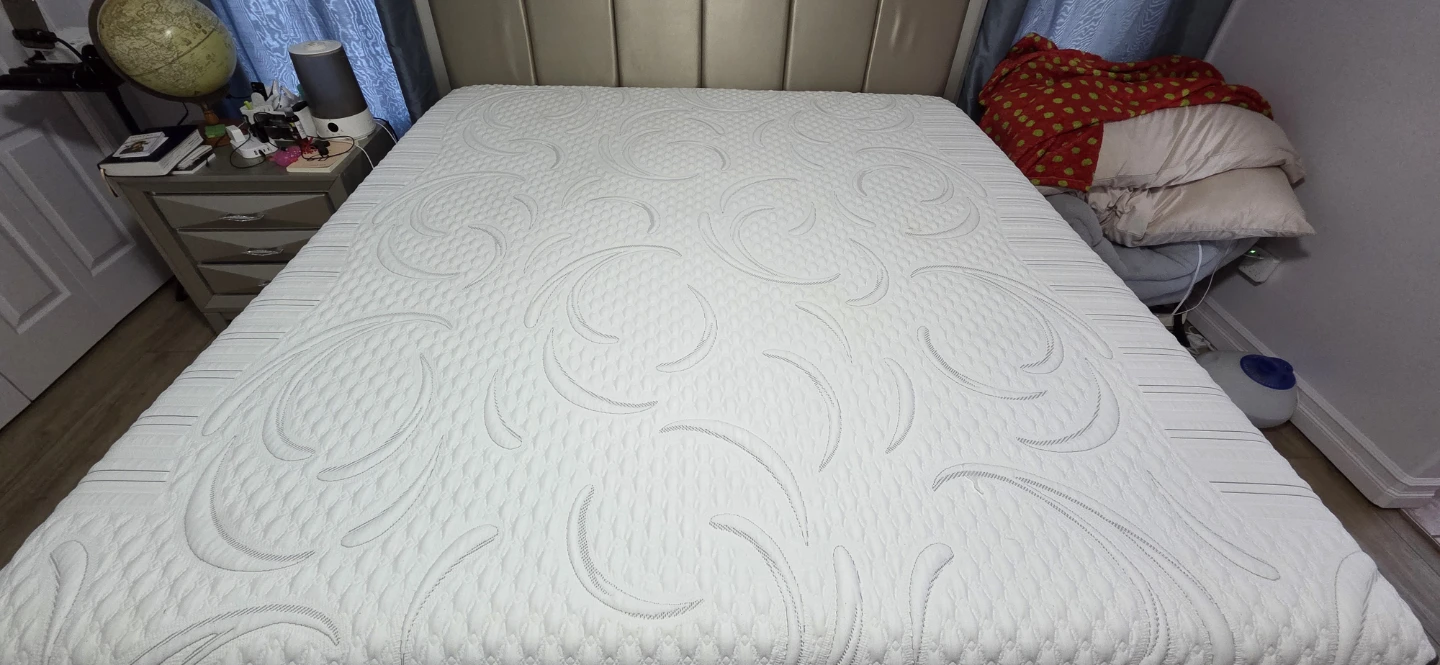 King size bed frame and mattress - photo 3