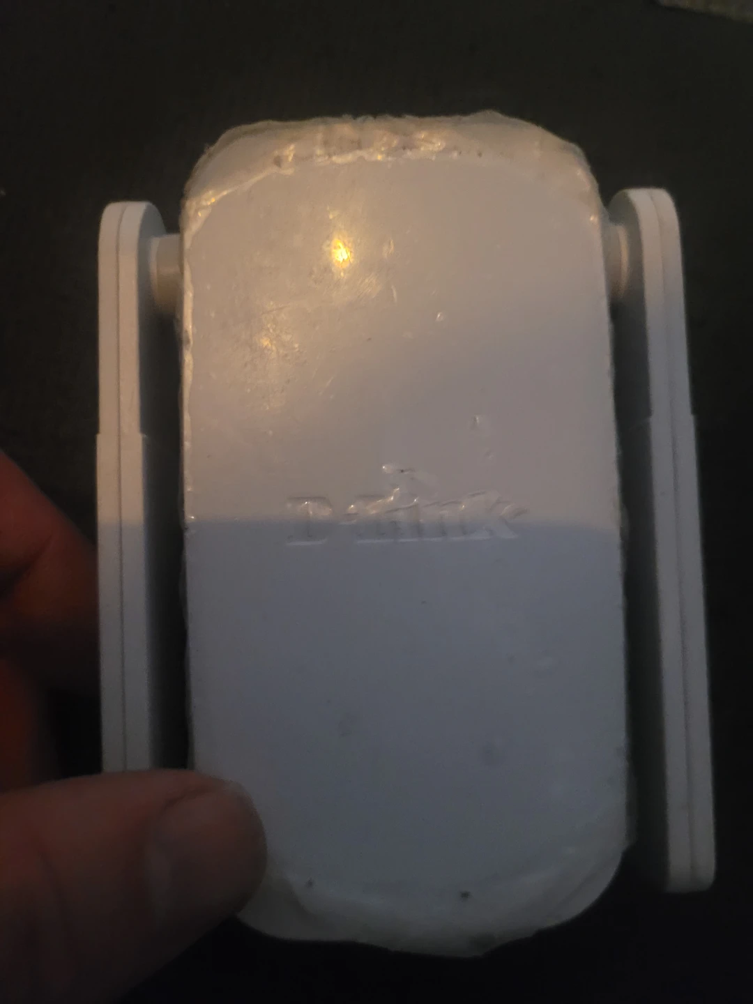 D-Link DAP-1610 Wi-Fi Range Extender - photo 2