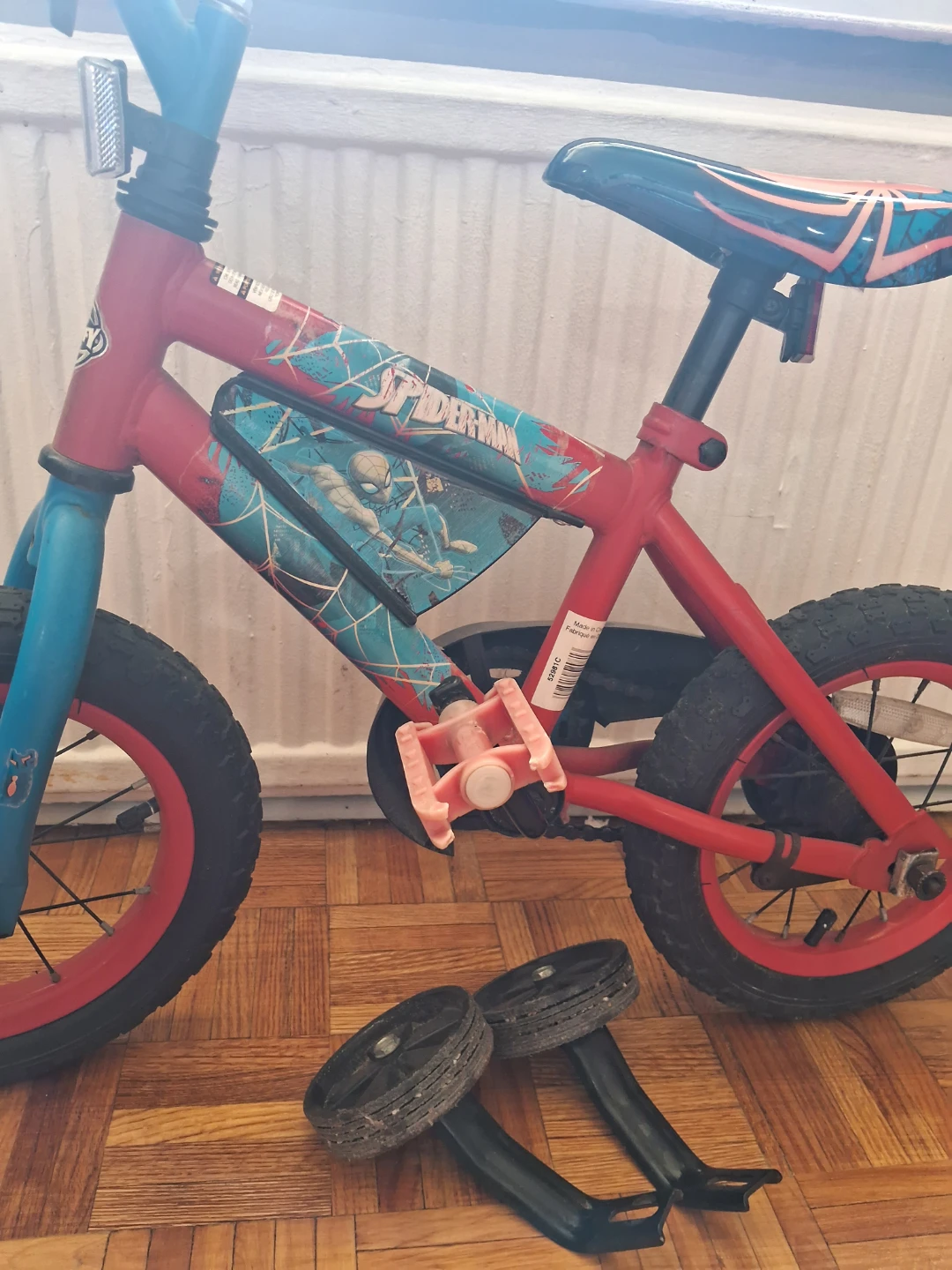 Kids Spider-Man Training Bike - photo 3