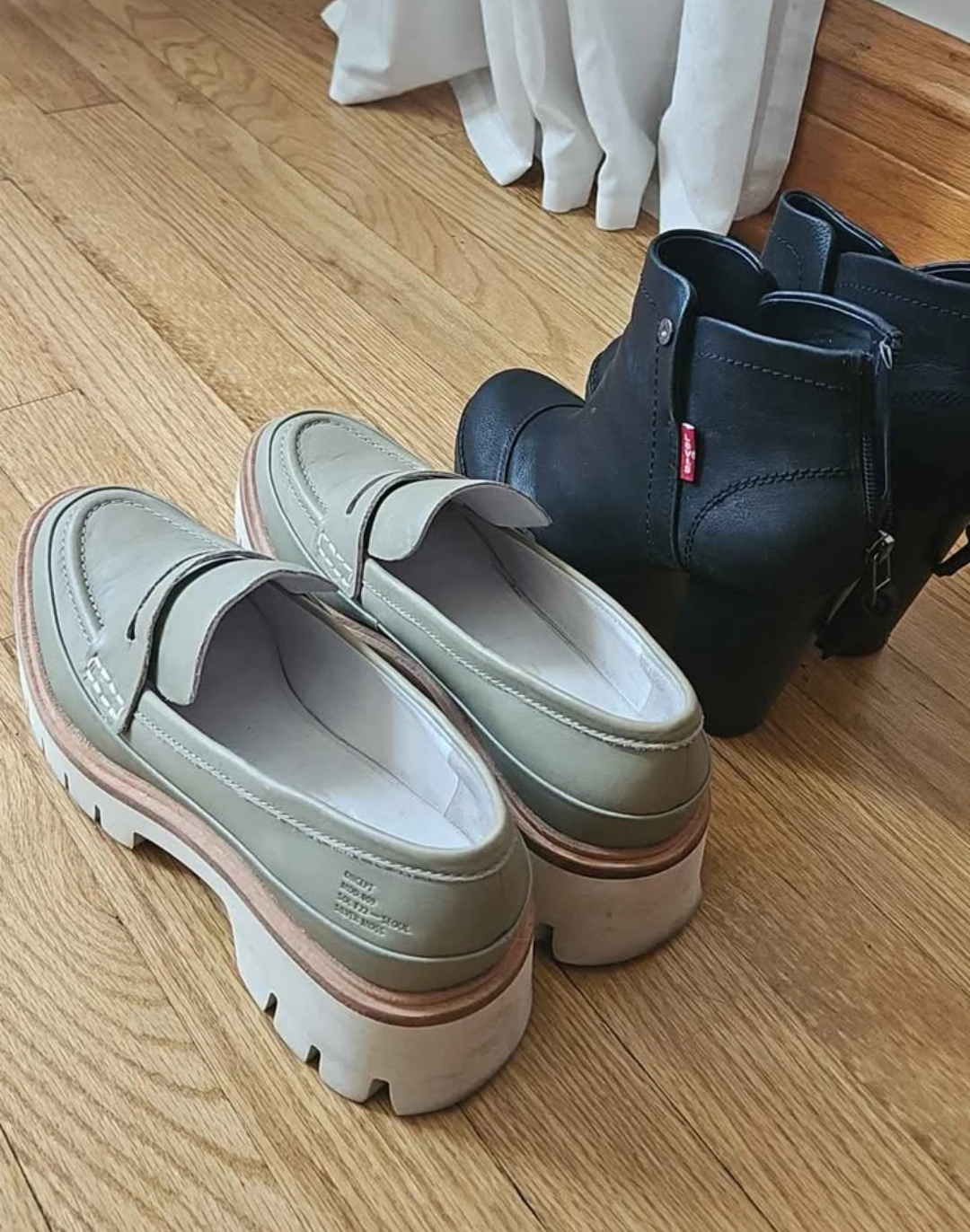 CONCEPT KODK09 Loafers - Light Green, Levi's ankle boots