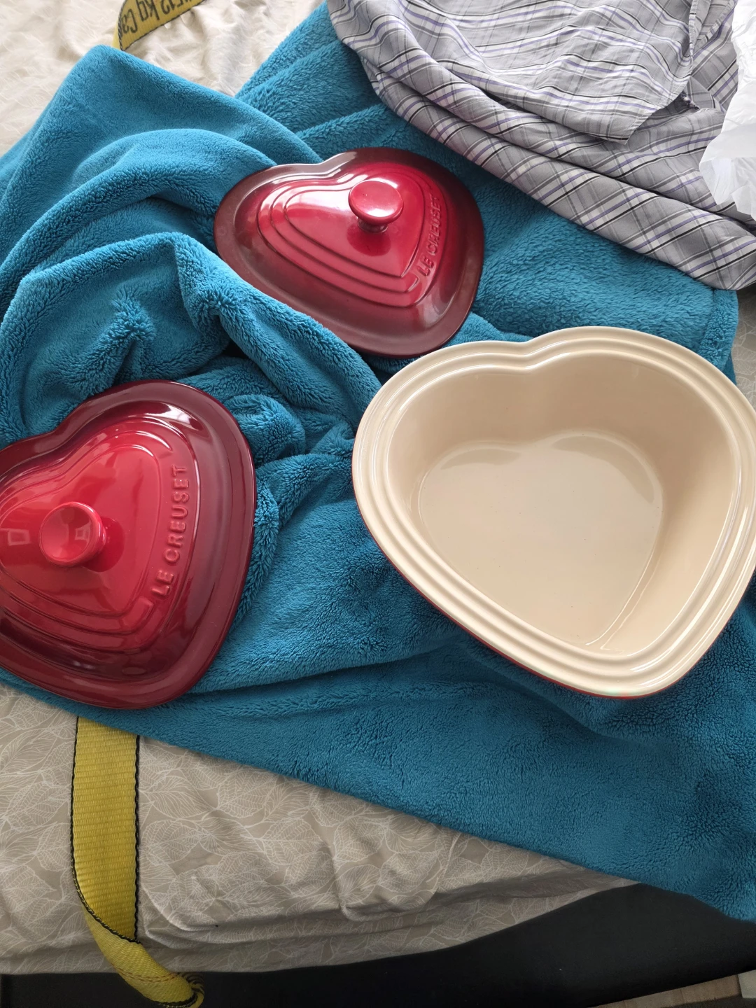 Le Creuset Heart Shaped Dish 2.4L with extra lid - photo 4