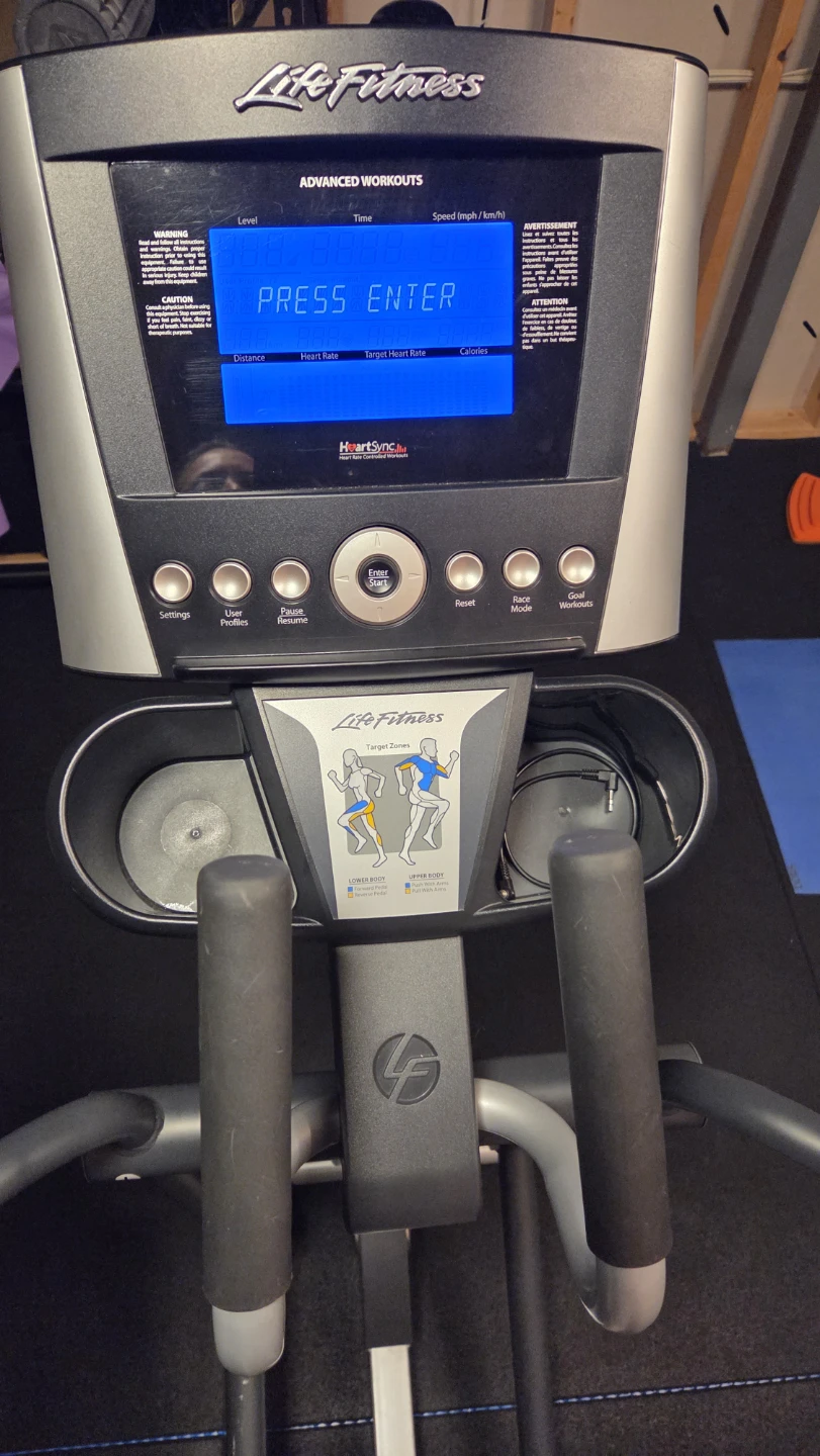 Life Fitness Elliptical Machine