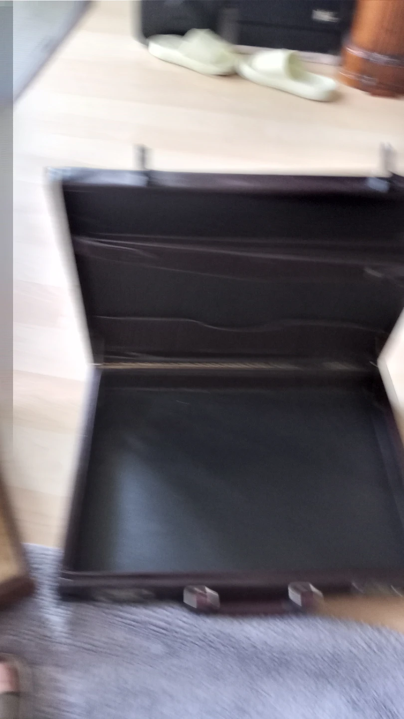 Two attache - photo 5
