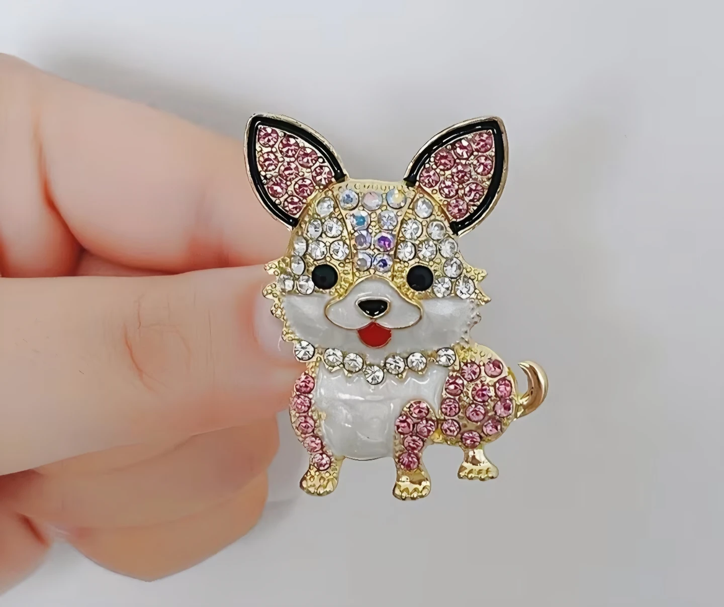 Chihuahua Brooch with Sparkling Rhinestones