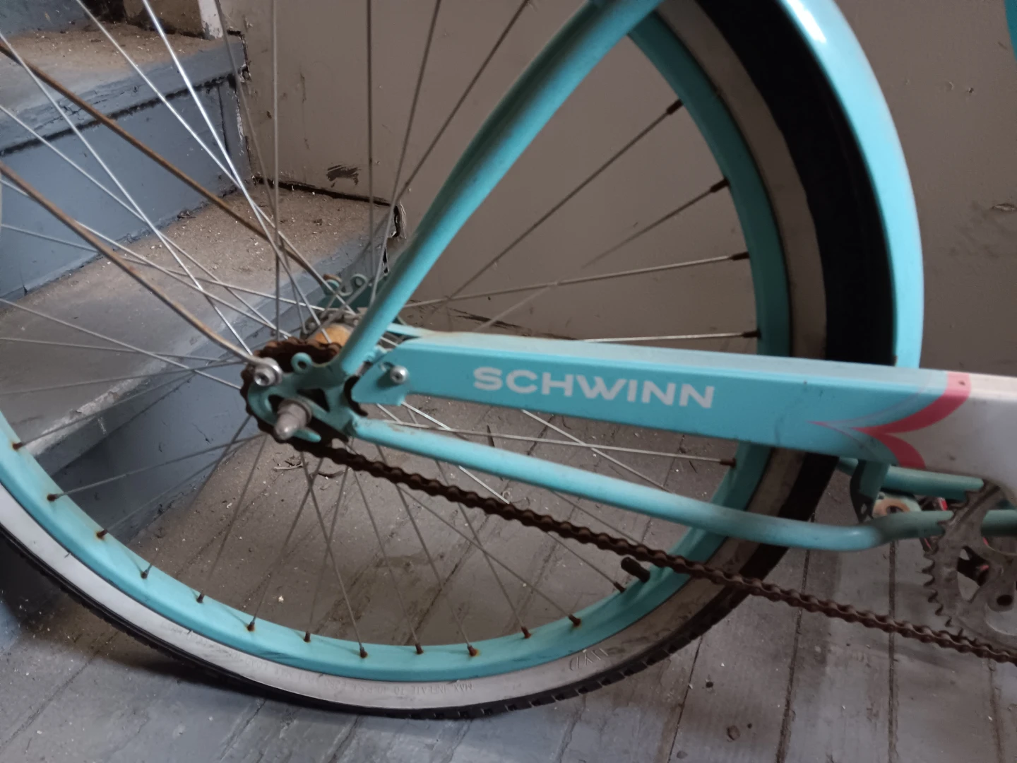 Schwinn Cruiser Bicycle - photo 2