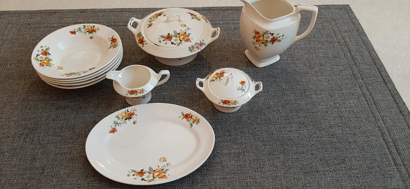 Various Serving Pieces $5. Each - photo 3