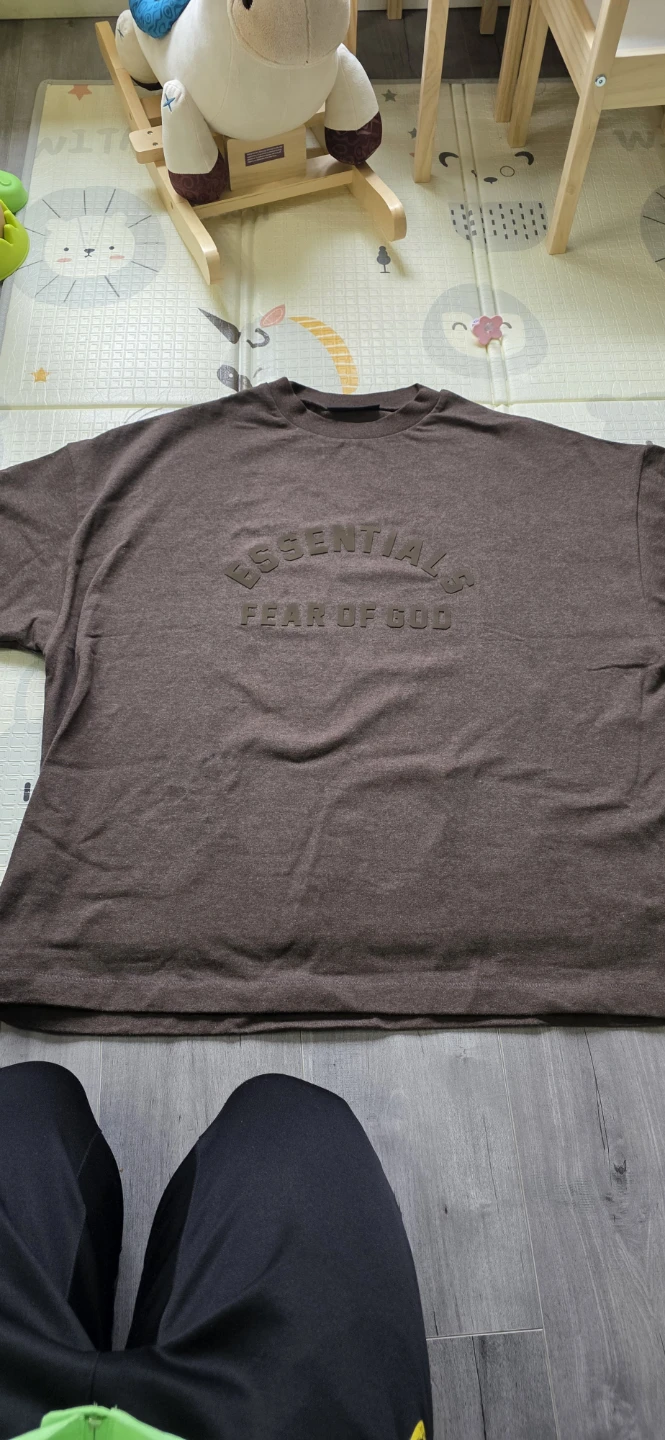 Fear of God Essentials Short-Sleeve Tee - Heather Wood XL - photo 5