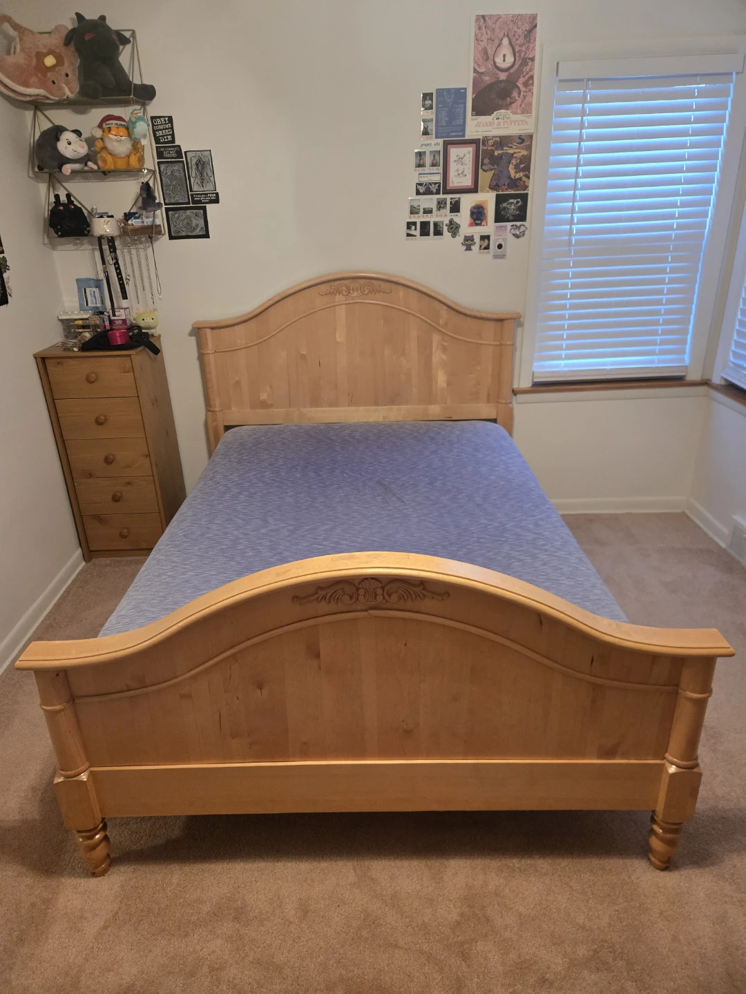 Full Size Wooden Bed with Mattress Pad