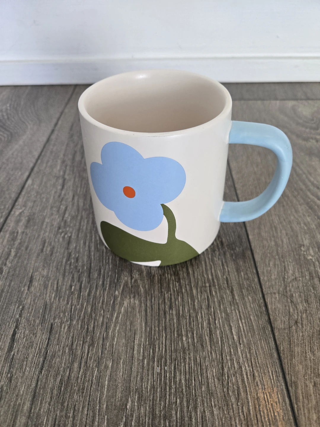 Mug with Blue Flower Design