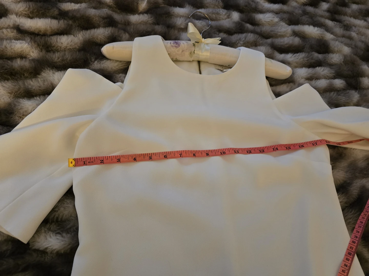 Ted Baker London White Cold Shoulder Top Size 2 - photo 4