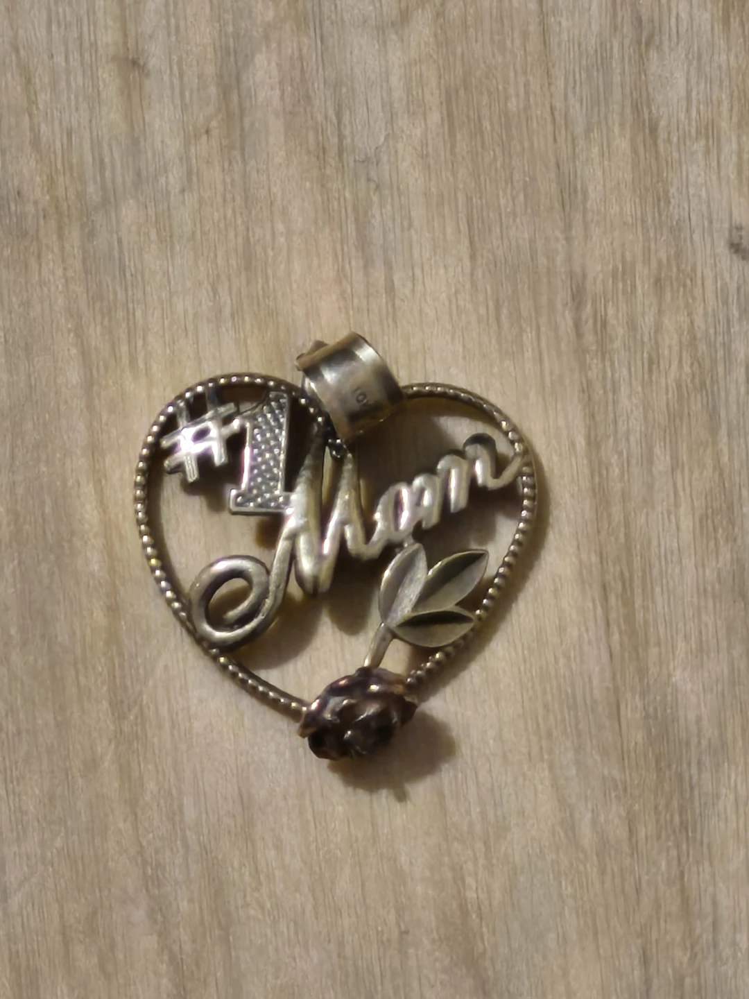 10K Gold #1 Mom Heart Pendant - photo 3