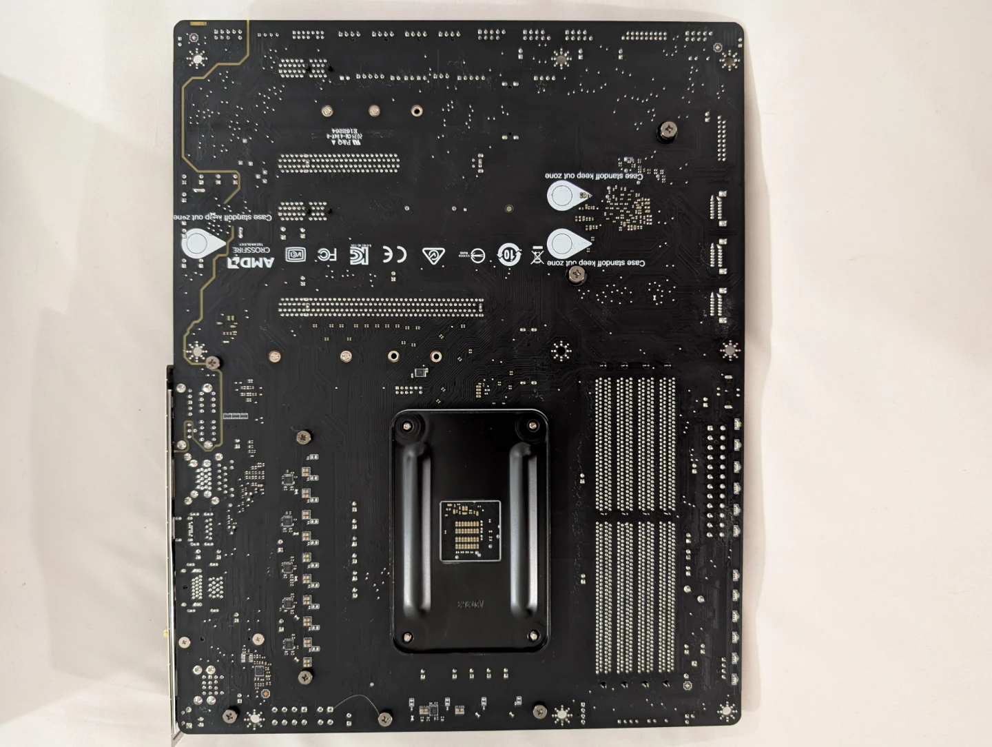 MSI MAG X570 Tomahawk WiFi Motherboard - photo 3