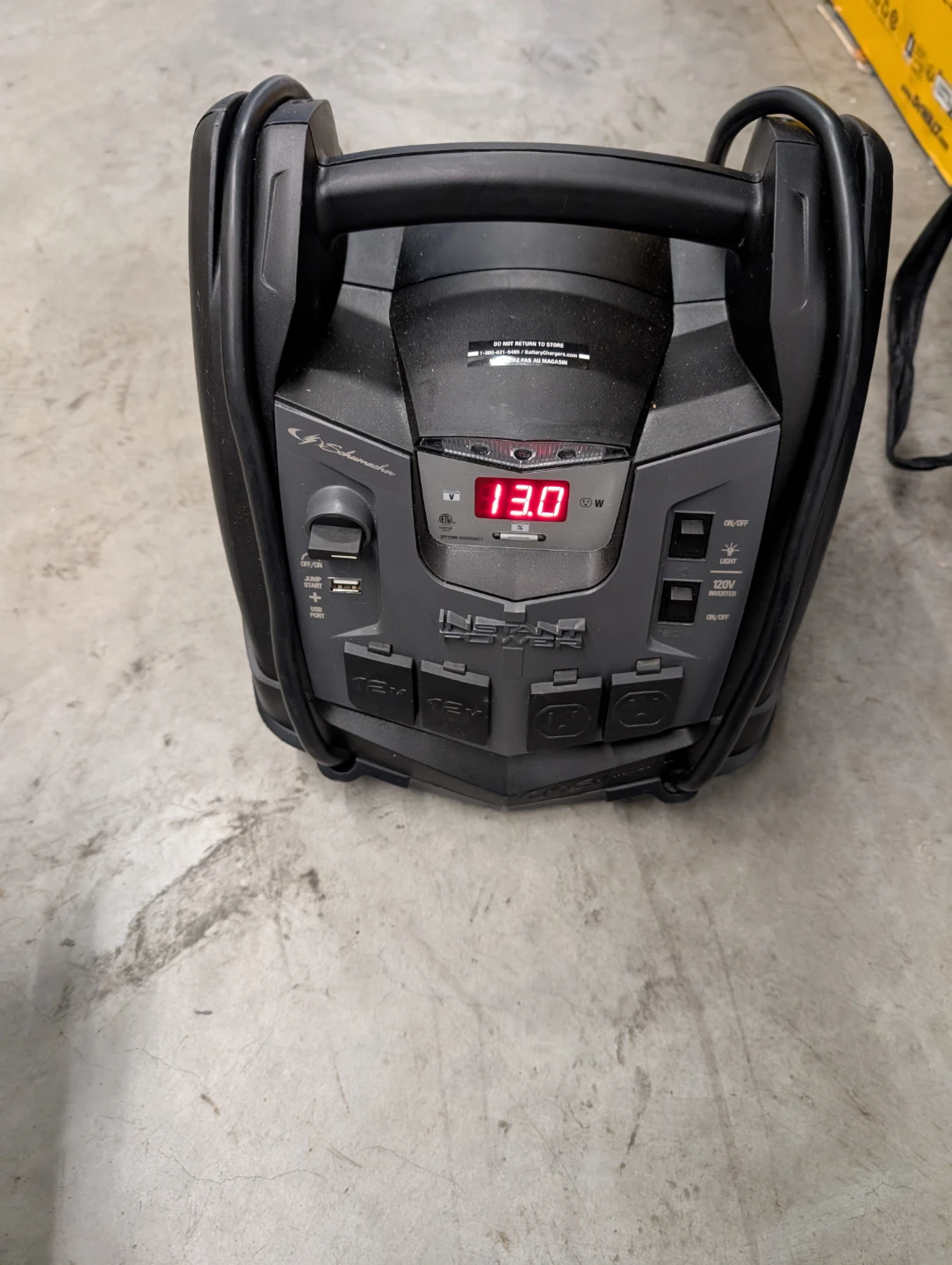 Schumacher Portable Jump Starter Power Station - photo 2