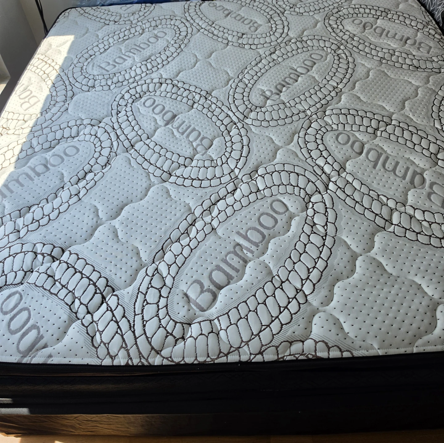 King Size 14" Bamboo Mattress - Good Condition - Made in Canada"