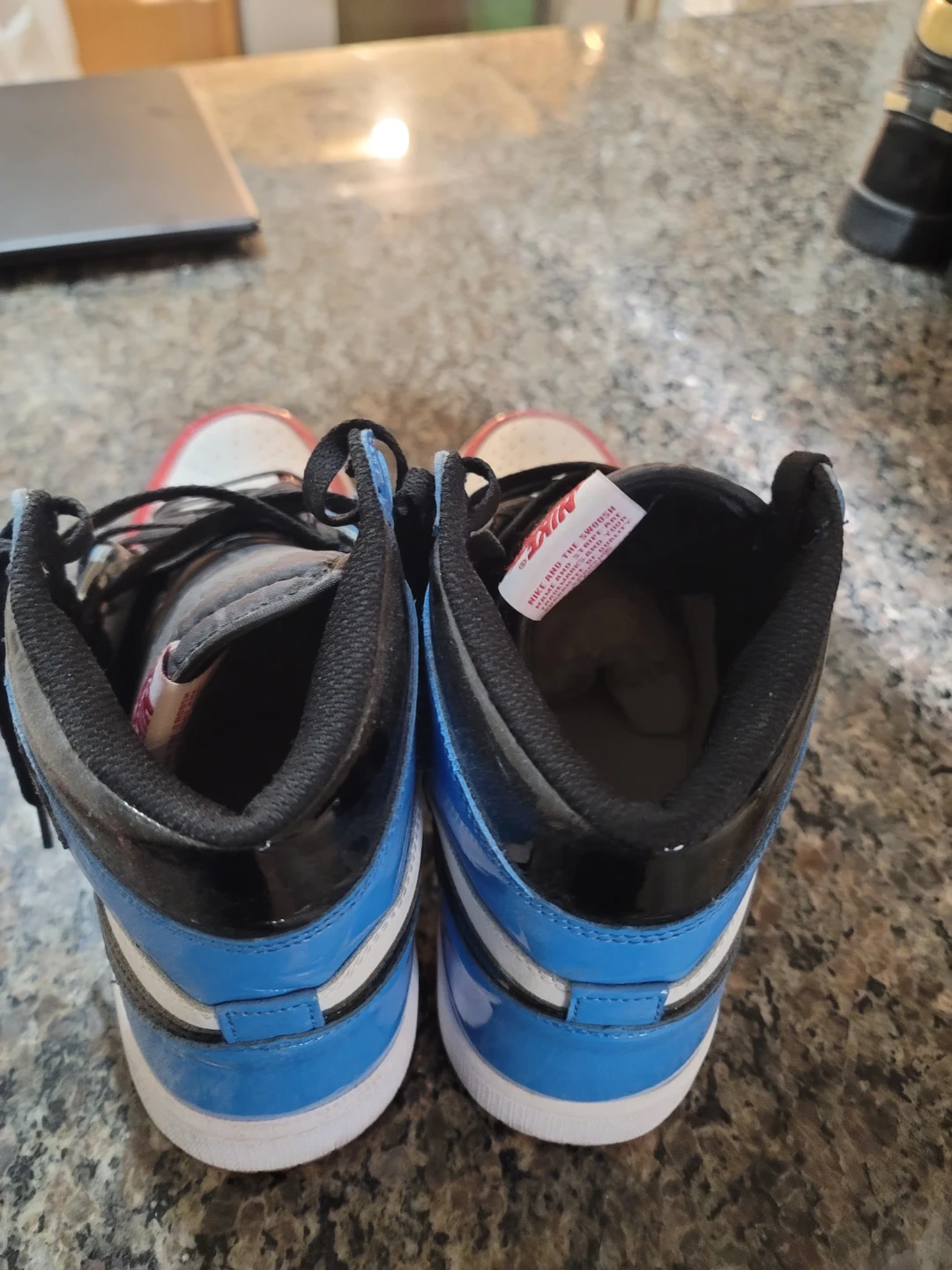 Classic Bball sneakers Size 11. - photo 4