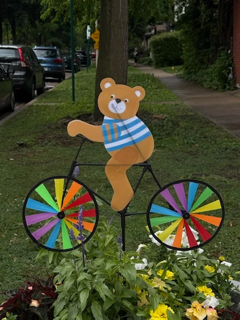 New Whimsical Garden Stake with Character Riding a Bicycle - photo 4