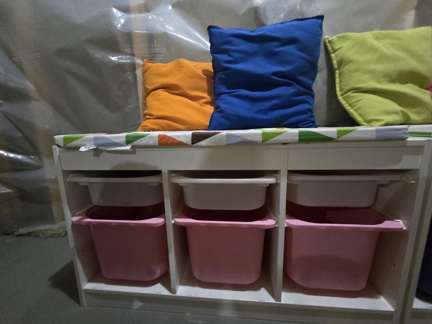 Kids Storage Bench with 4 Cushions - photo 4
