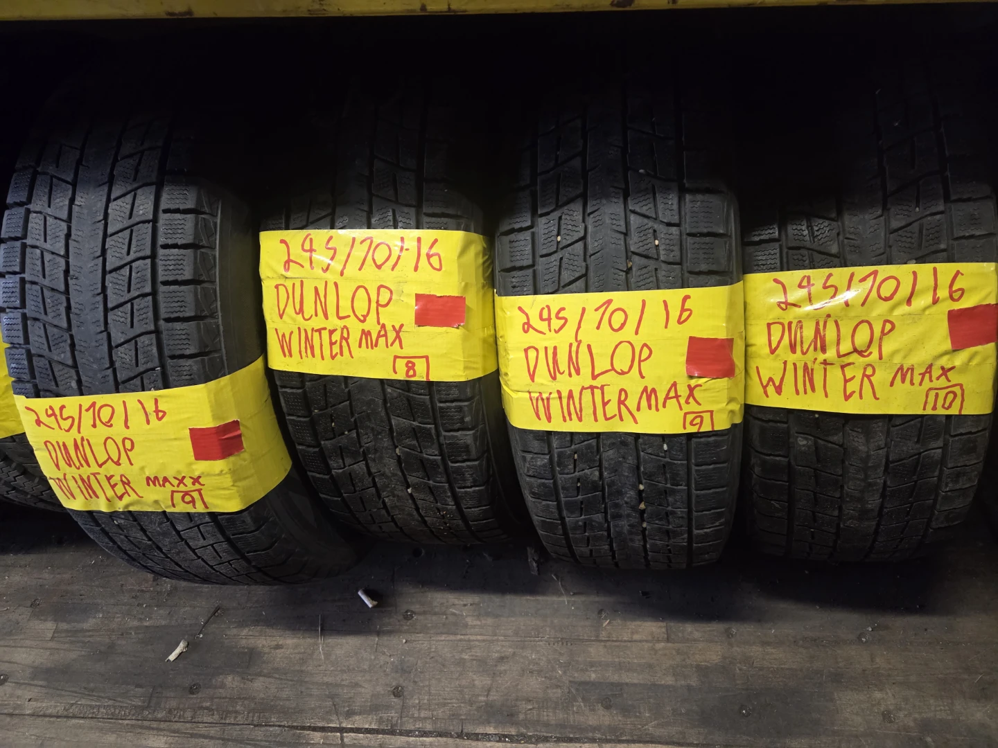 Dunlop Winter Maxx Tires 245/70/16