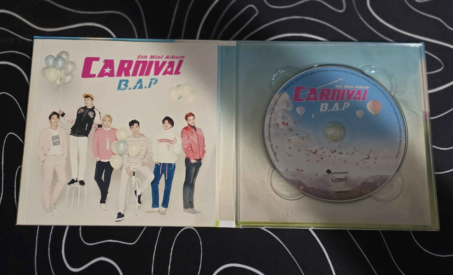 B.A.P. Carnival (Signed by Jong-Up) - photo 3