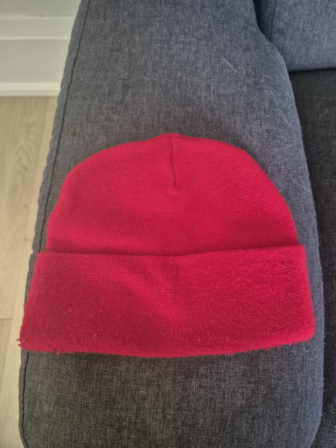 Red Lions Beanie - photo 2