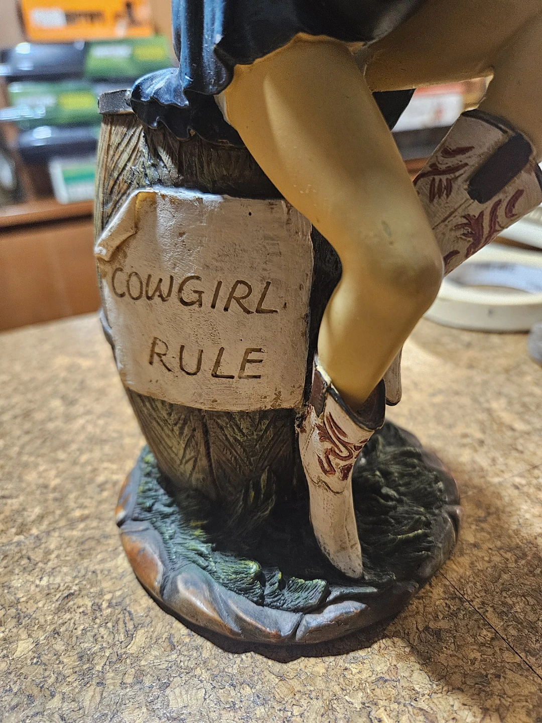 Cowgirl Rule Figurine with Guitar - photo 3