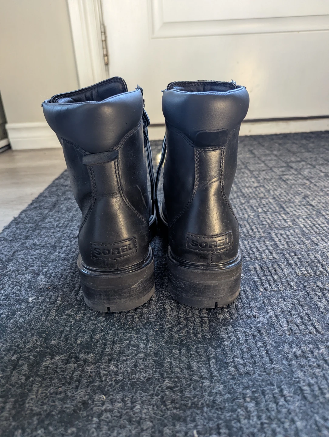 Black Sorel Lace-Up Winter Boots - photo 3