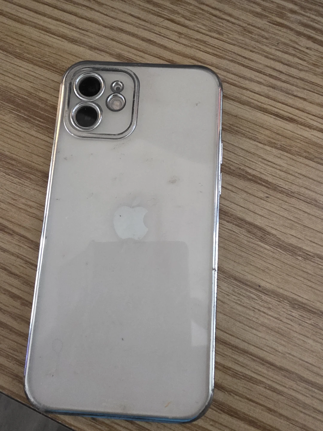 Apple iPhone 12