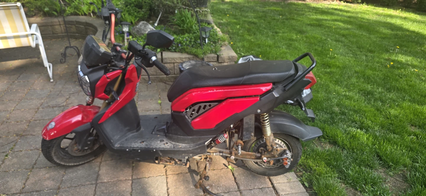 Red Electric Scooter - photo 2