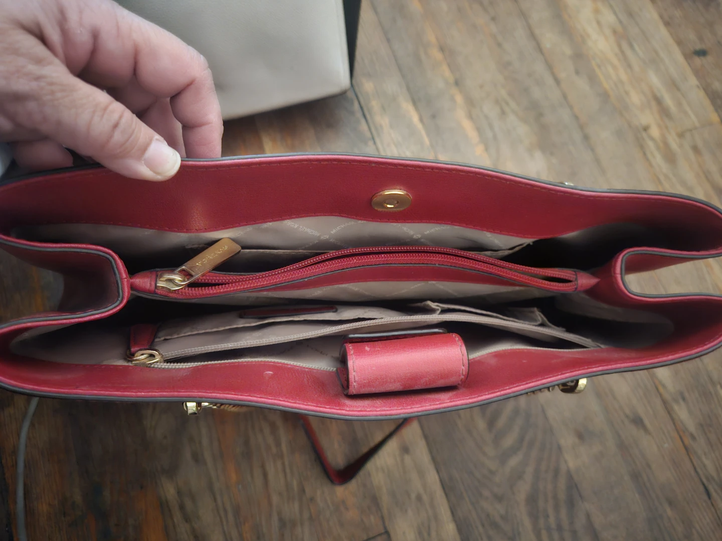 Michael Kors Red Leather Tote Bag - photo 3