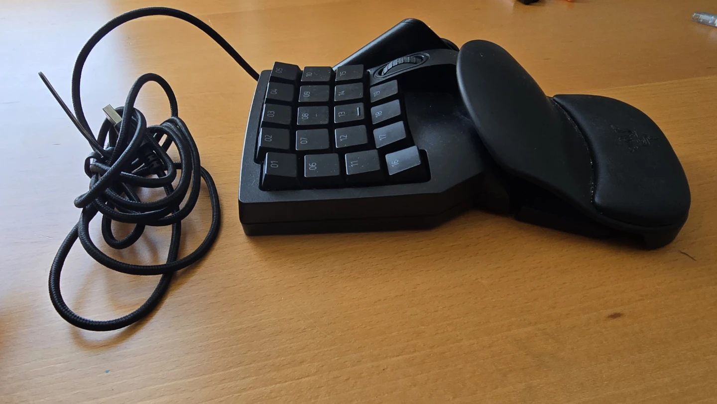 Razer Tartarus Pro Gaming Keypad - photo 3