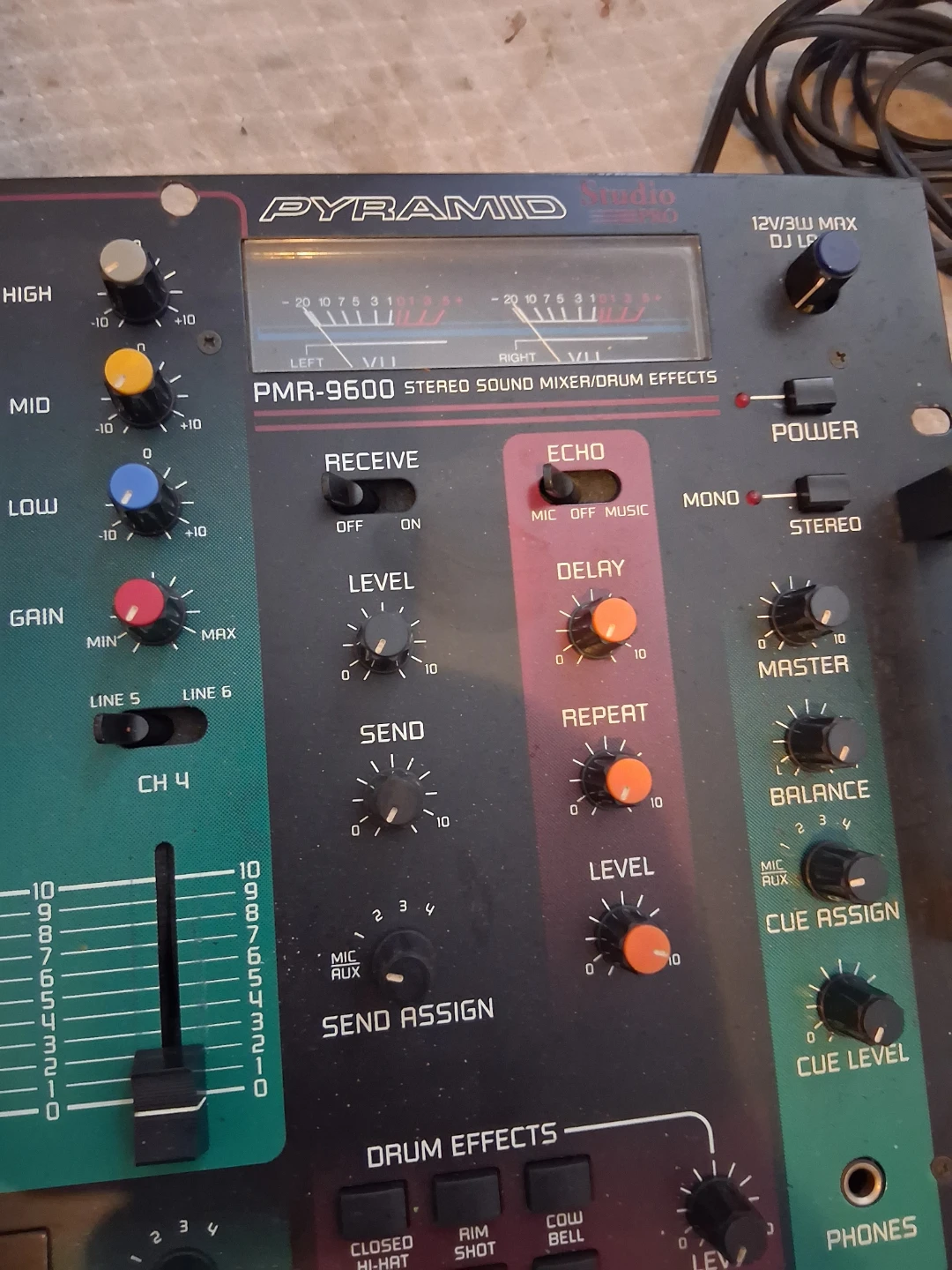Pyramid PMR-9600 Stereo Sound Mixer / Drum Effects DJ Mixer