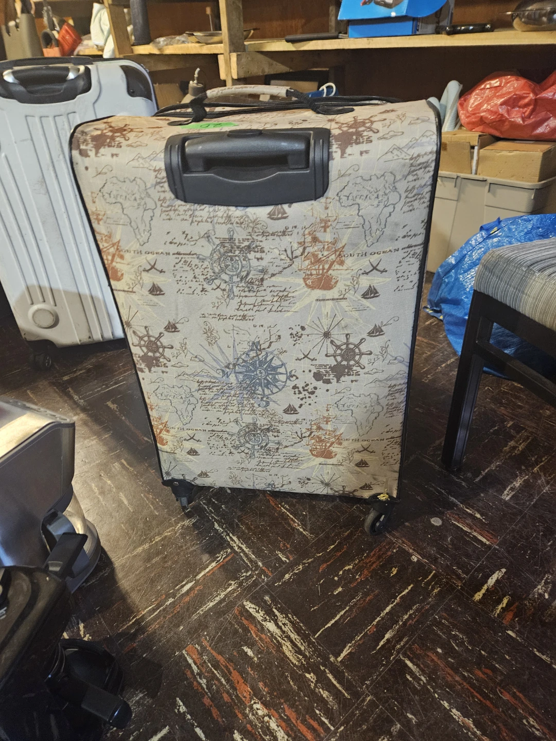 Travel Suitcase with Map Design - photo 5