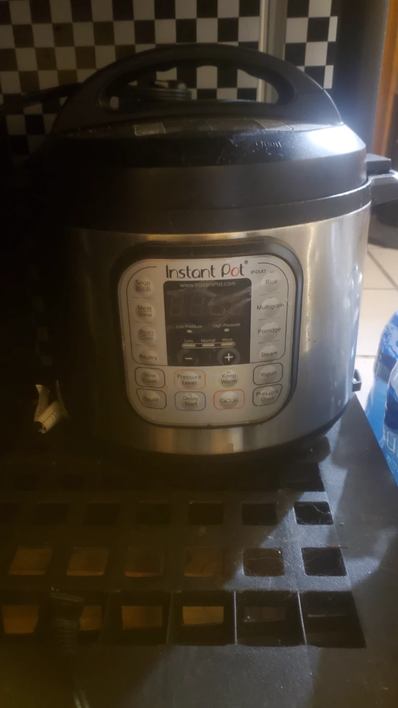 Instant Pot Duo 7-in-1 Electric Pressure Cooker - photo 2
