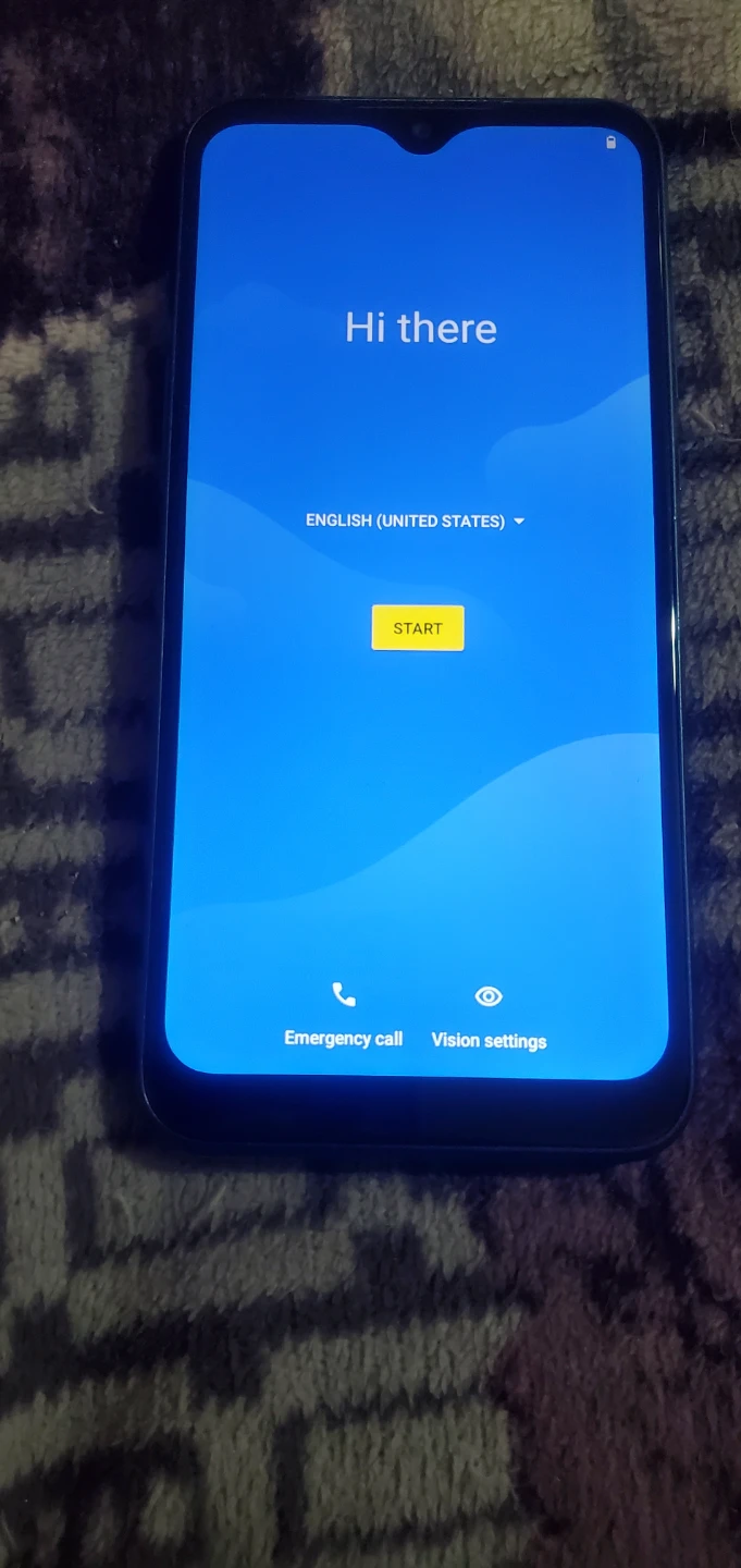 Motorola Moto E cellphone - photo 2