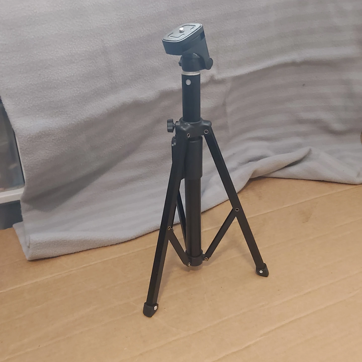 Optex VideoMate Tripod