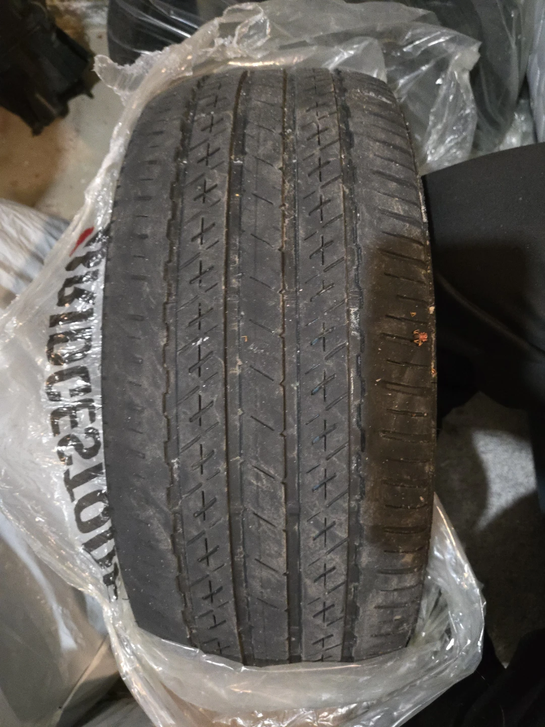 All season tire for sale!! P225/45R18 - photo 2