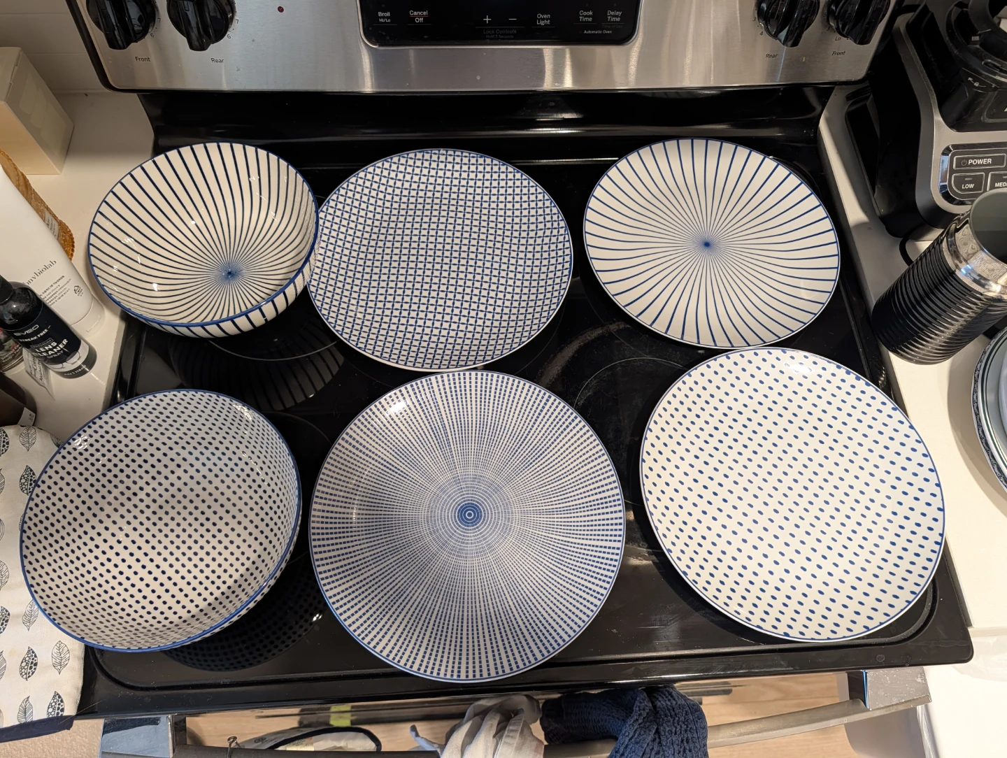 Ceramic Dining plates and bowls 6 peices