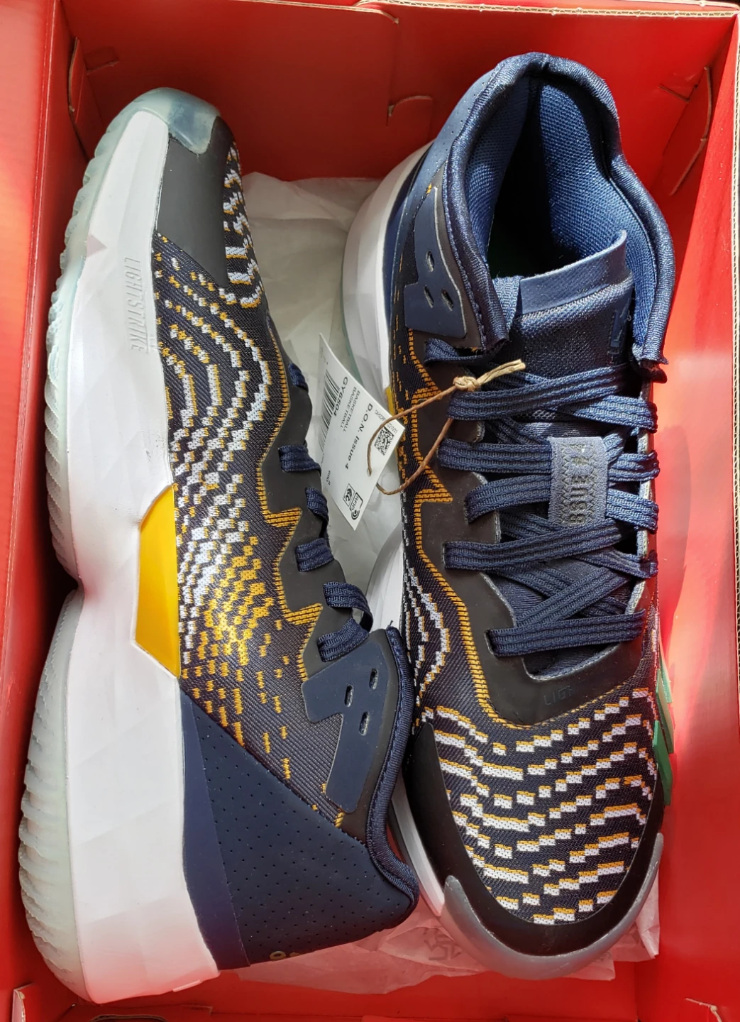 Brand new D.O.N.Issue 4 Basketball Shoes S 8 - photo 2